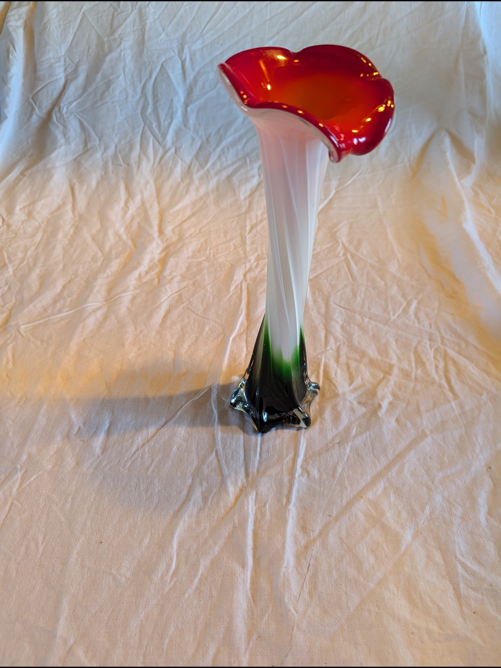 2/140$ Vintage Red, White & Green Ruffled Jack in the Pulpit Art Glass Vase